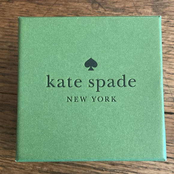 kate spade NEW YORK Clover Stud Earrings full inclusion NWT/NIB - Picture 8 of 8
